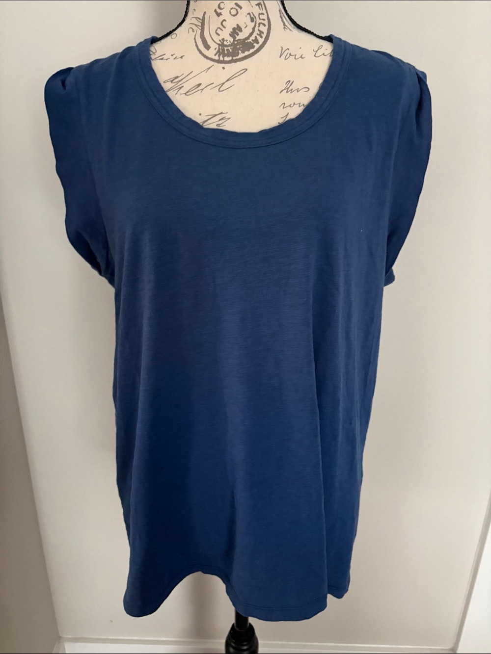 Banana Republic XL Short Sleeve Scoop Neck Top - Navy Blue
